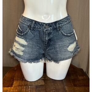 Volcom Yae Juniors Size 7 Blue Denim distressed Cut-off Shorts NWT
